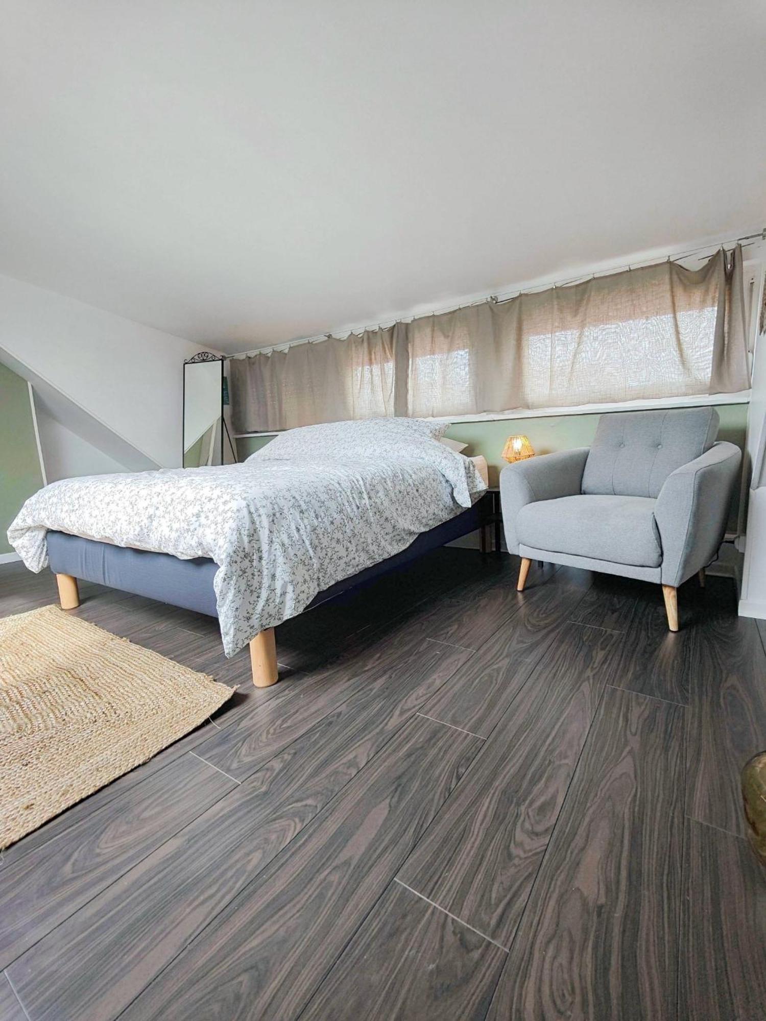 Le Baroque En Duplex Apartment *